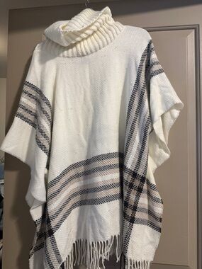 V. FRAAS Cream Plaid Turtleneck Poncho with Fringe